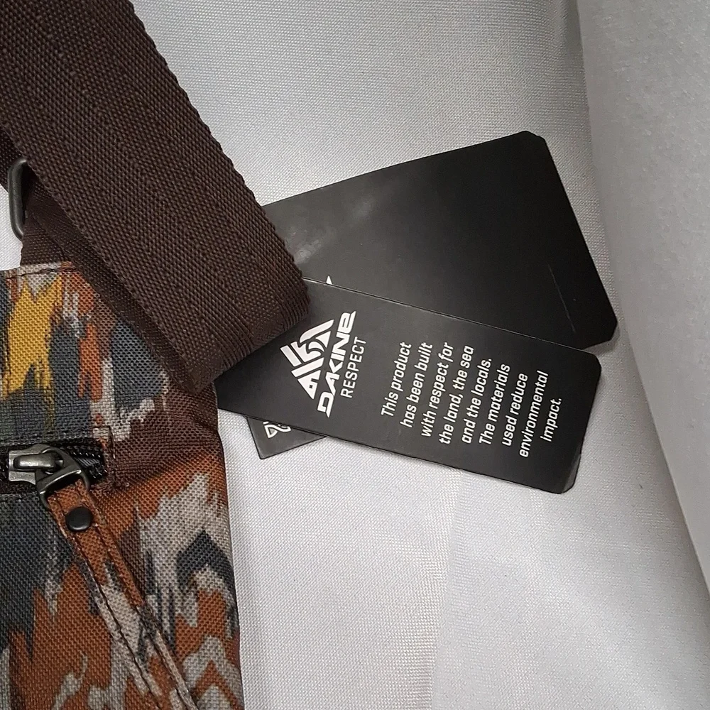 NWT Dakine Jo Jo Cross Body Bag, Shoulder Purse Hand Bag, Painted Canyon Print